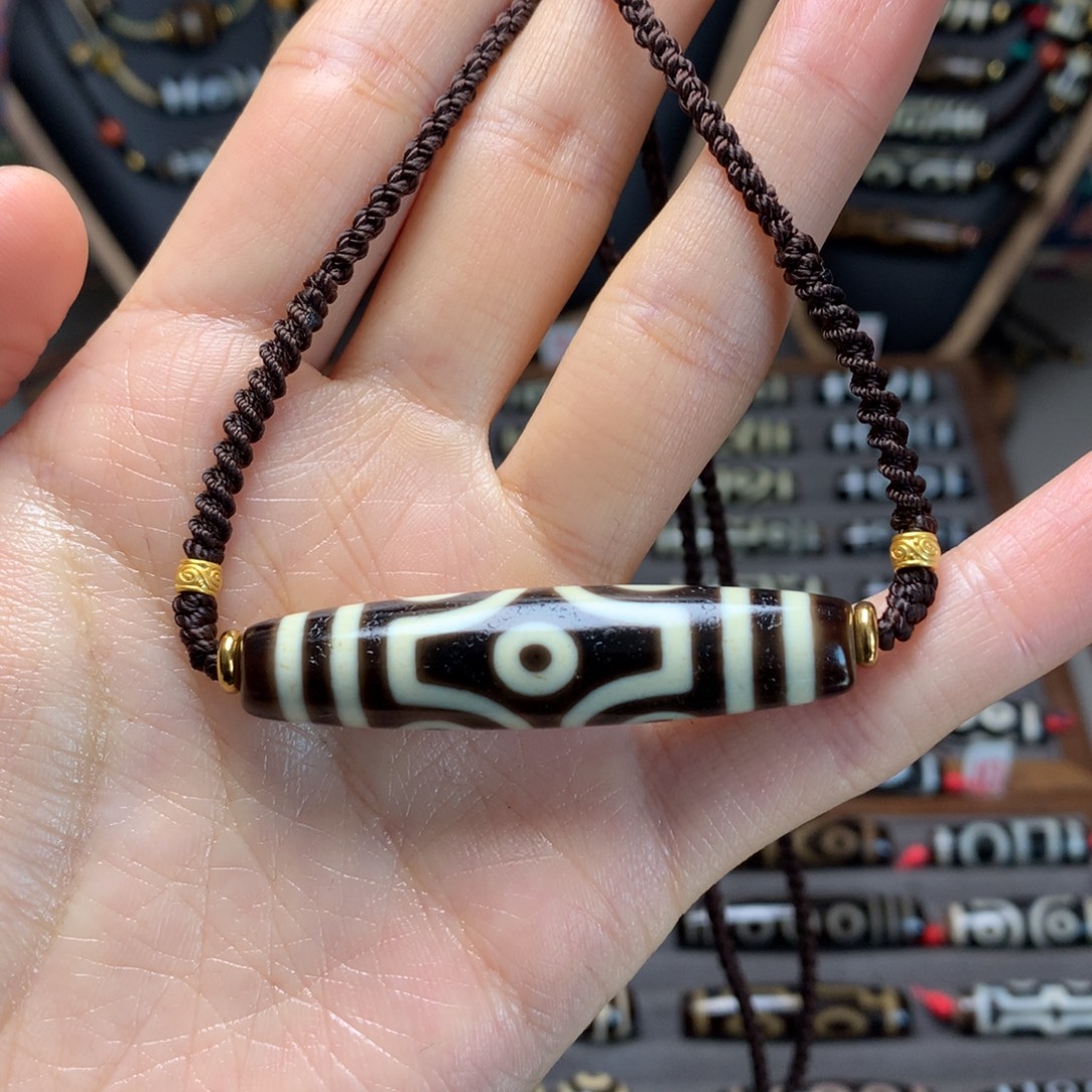 玛瑙/玉髓未镶嵌吊坠(赠链)