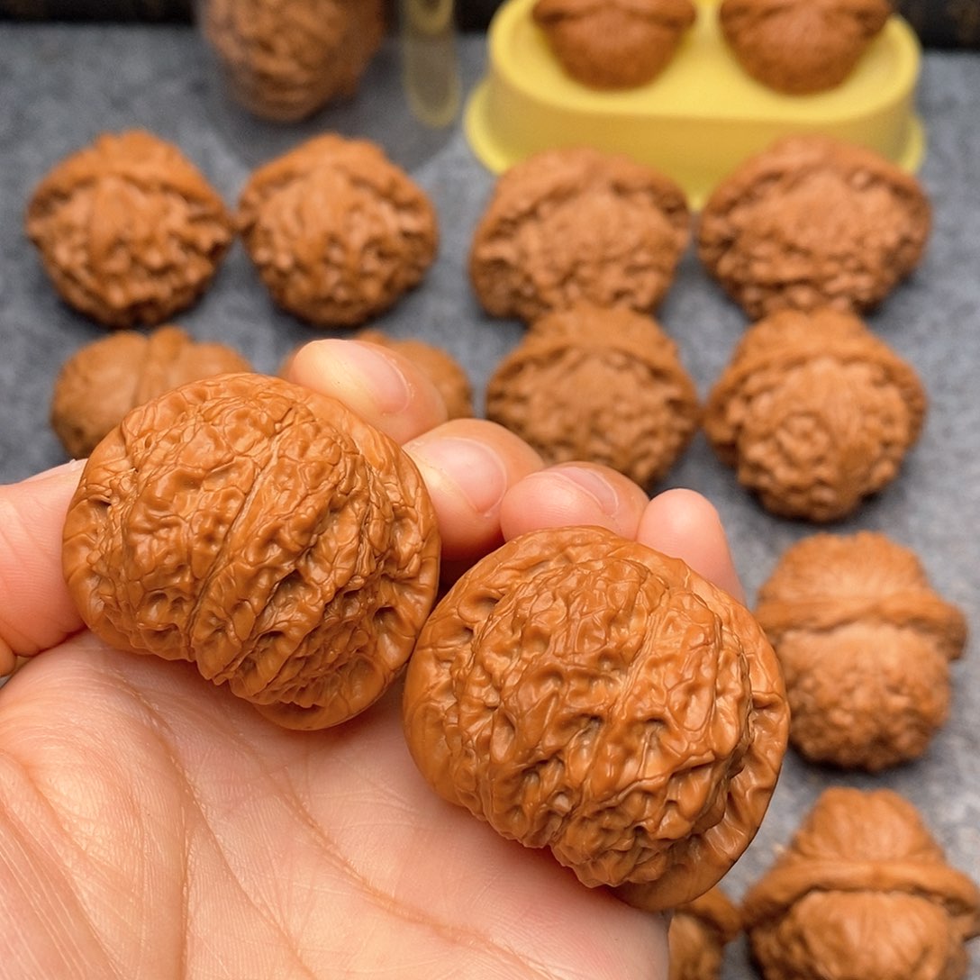 文玩核桃把件血麒麟39全品