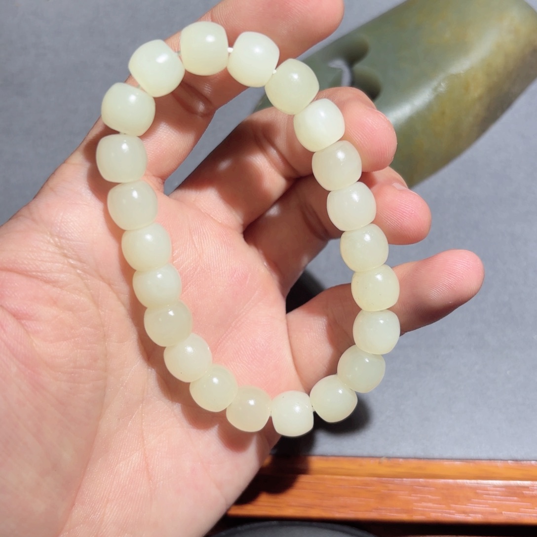 和田玉手链未镶嵌