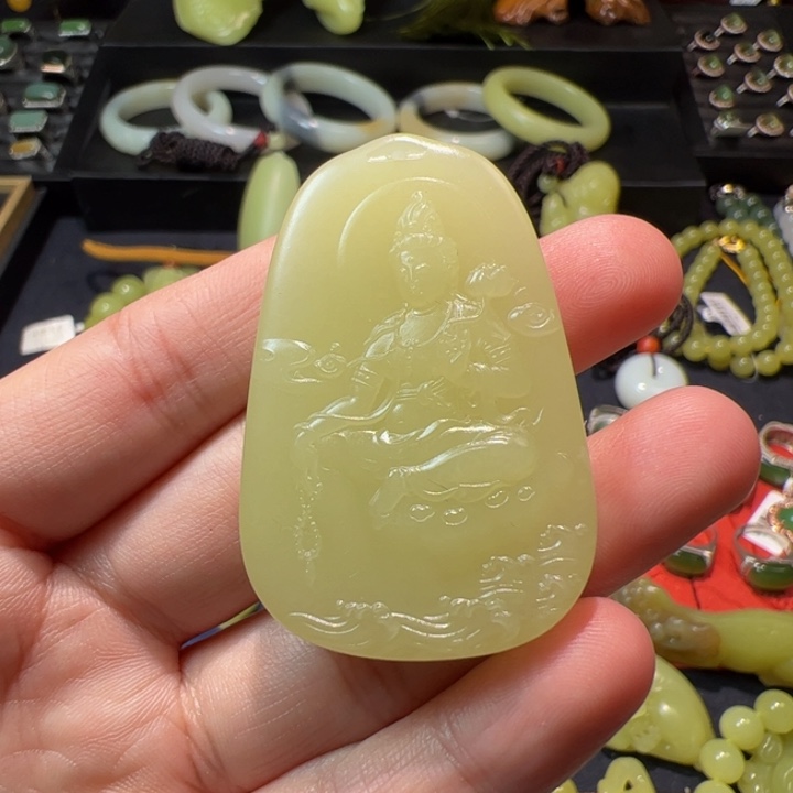 和田玉（黄玉）颈饰未镶嵌