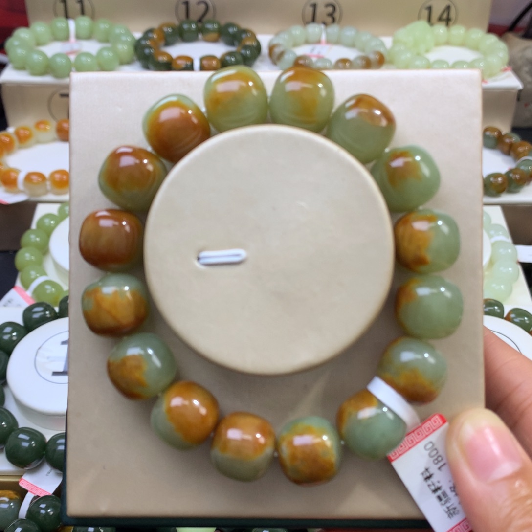 和田玉未镶嵌手链