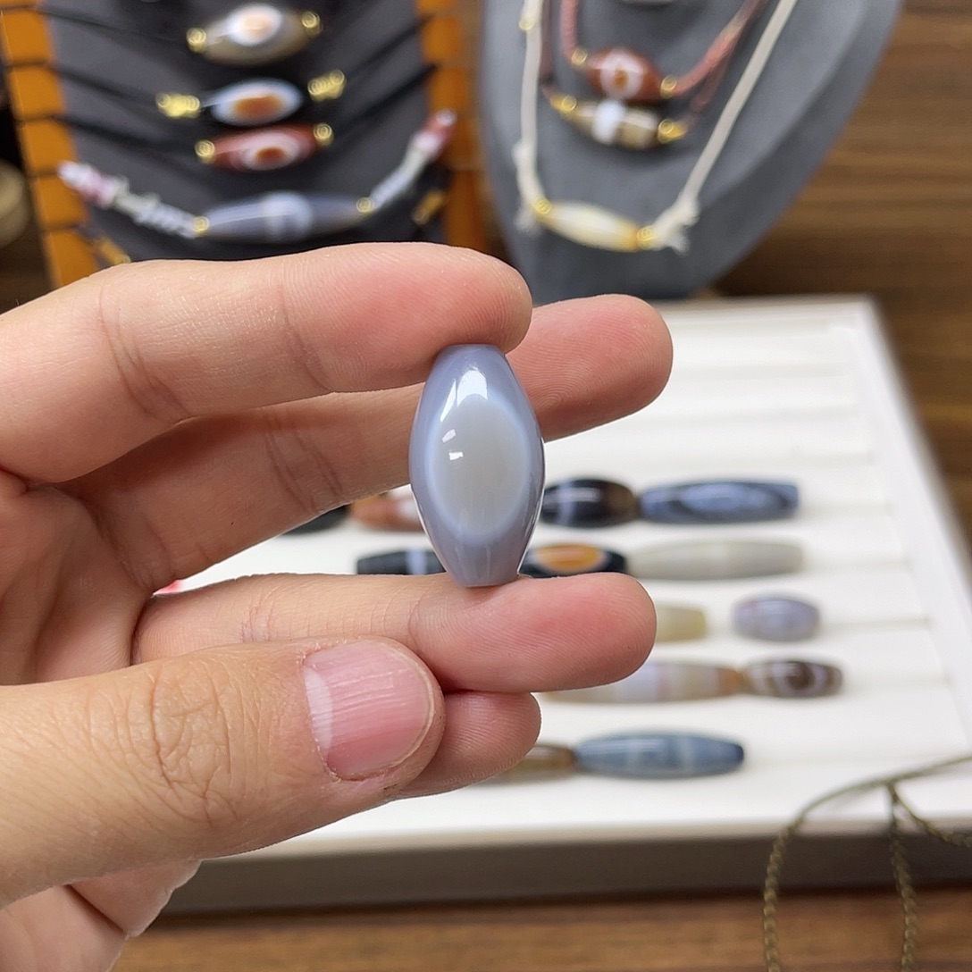 狠***你玛瑙/玉髓合金颈饰