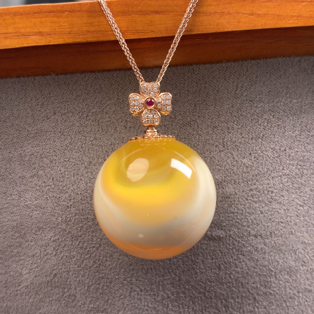 蜜蜡珠宝奇石未镶嵌