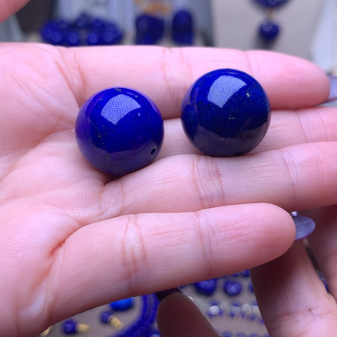 菩***子青金石未镶嵌20m单珠