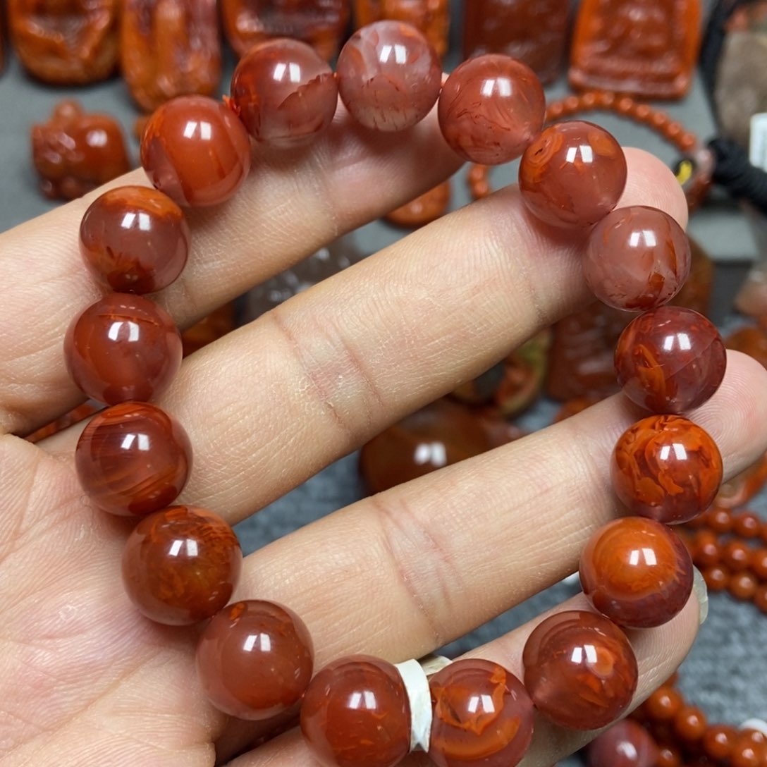 南红玛瑙手串未镶嵌12’mm