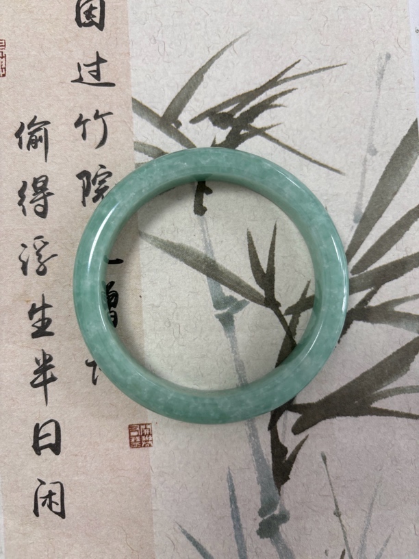 X848-五七加天空蓝飘花缅甸翡翠手镯