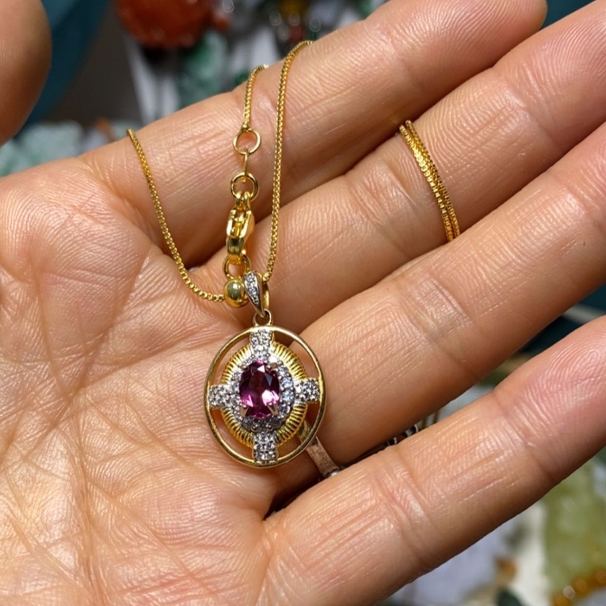 【闪购商品】翡翠吊坠(赠链)未镶嵌