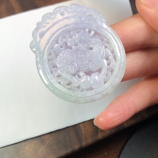 翡翠未镶嵌颈饰缅甸A货，每天下午1点半开播