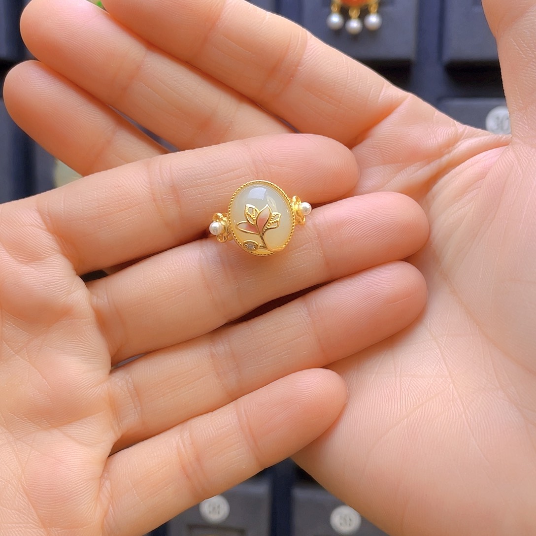 和田玉戒指银S925镀金镶嵌