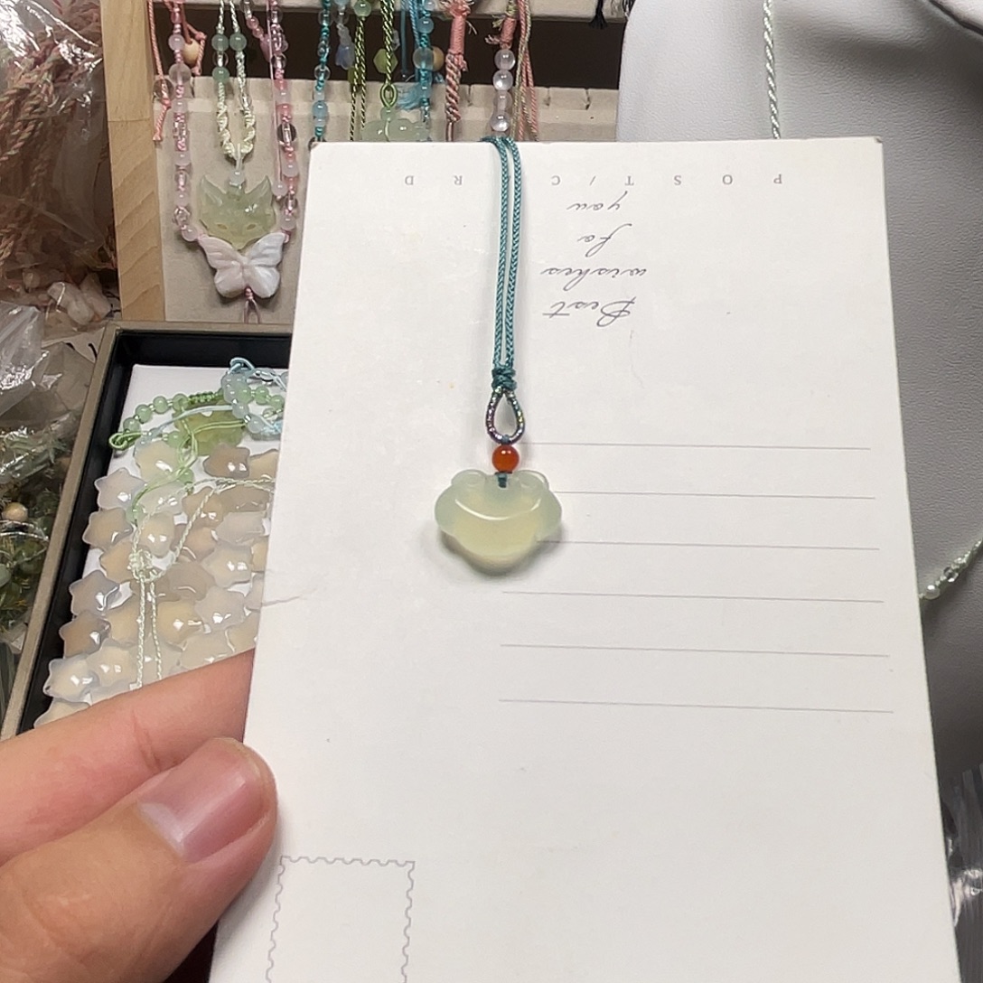 蛇纹石玉合金颈饰