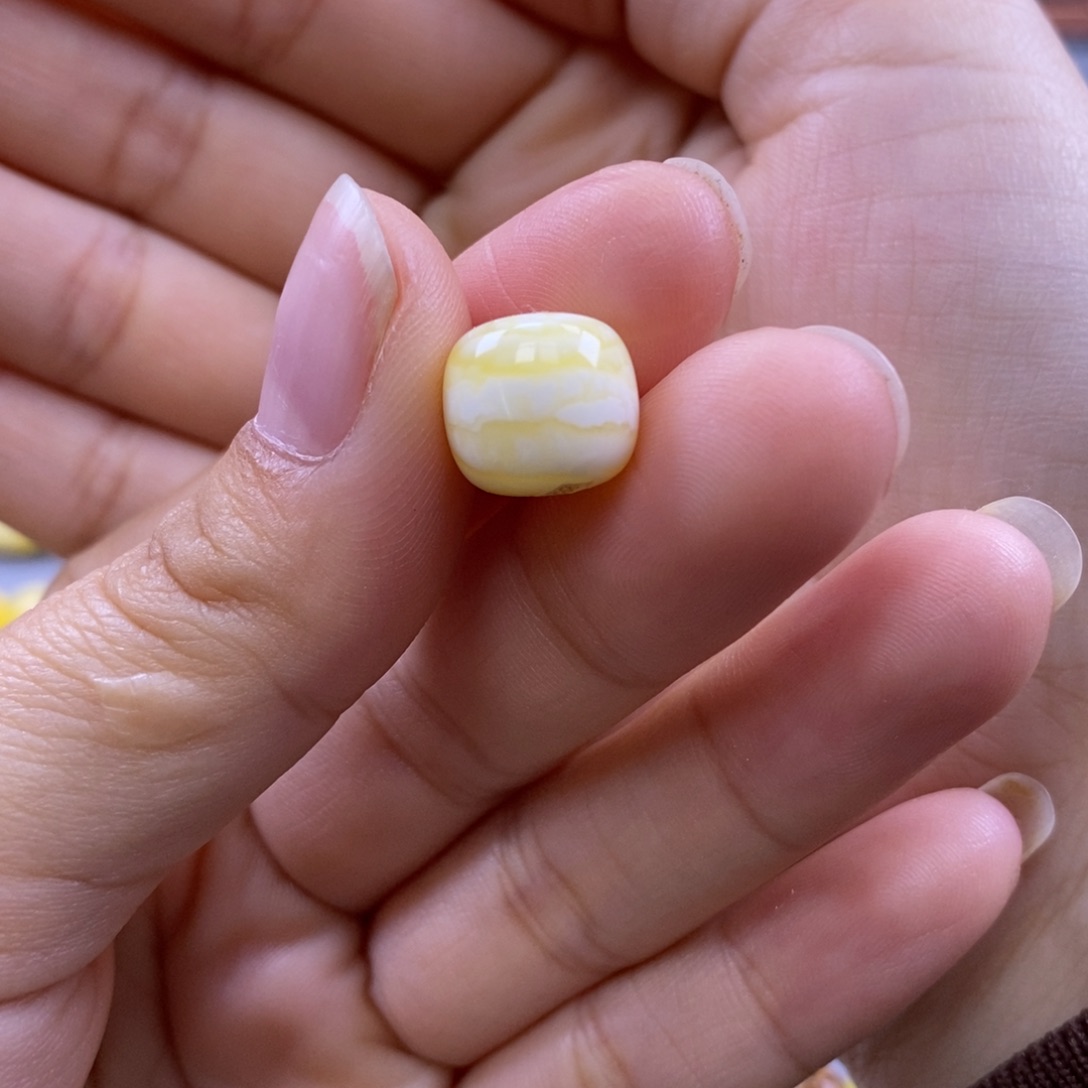 琥珀未镶嵌珠宝奇石?*?