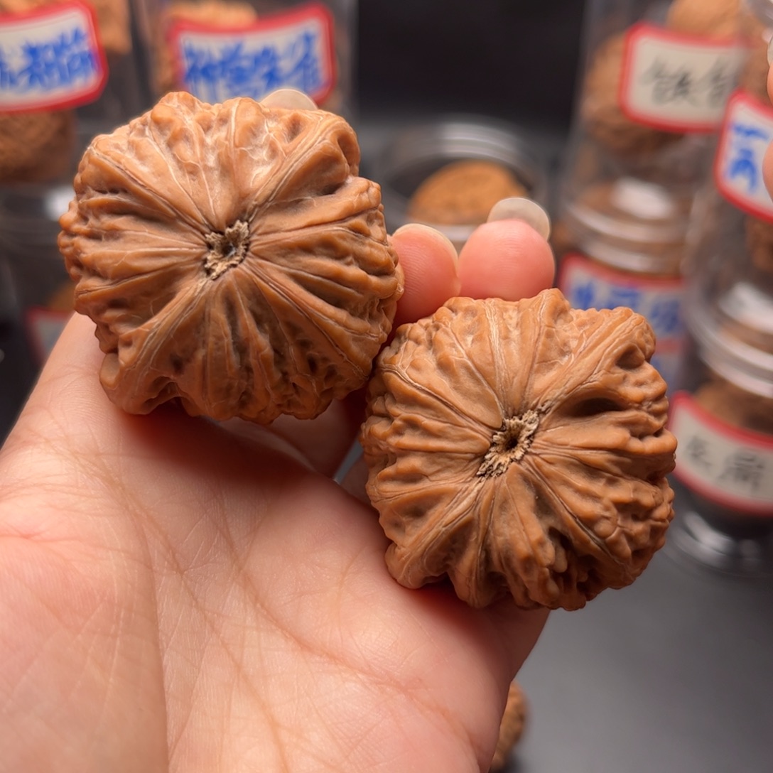 韩***信把件文玩核桃46铁锤妹妹