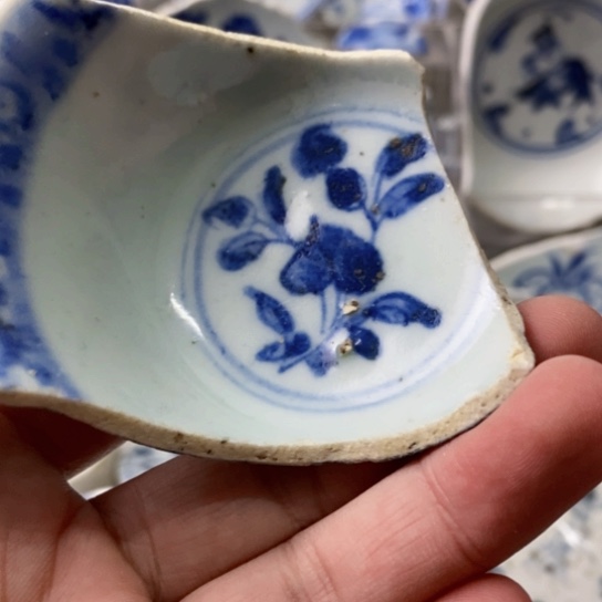 瓷片现代工艺品青花瓷片