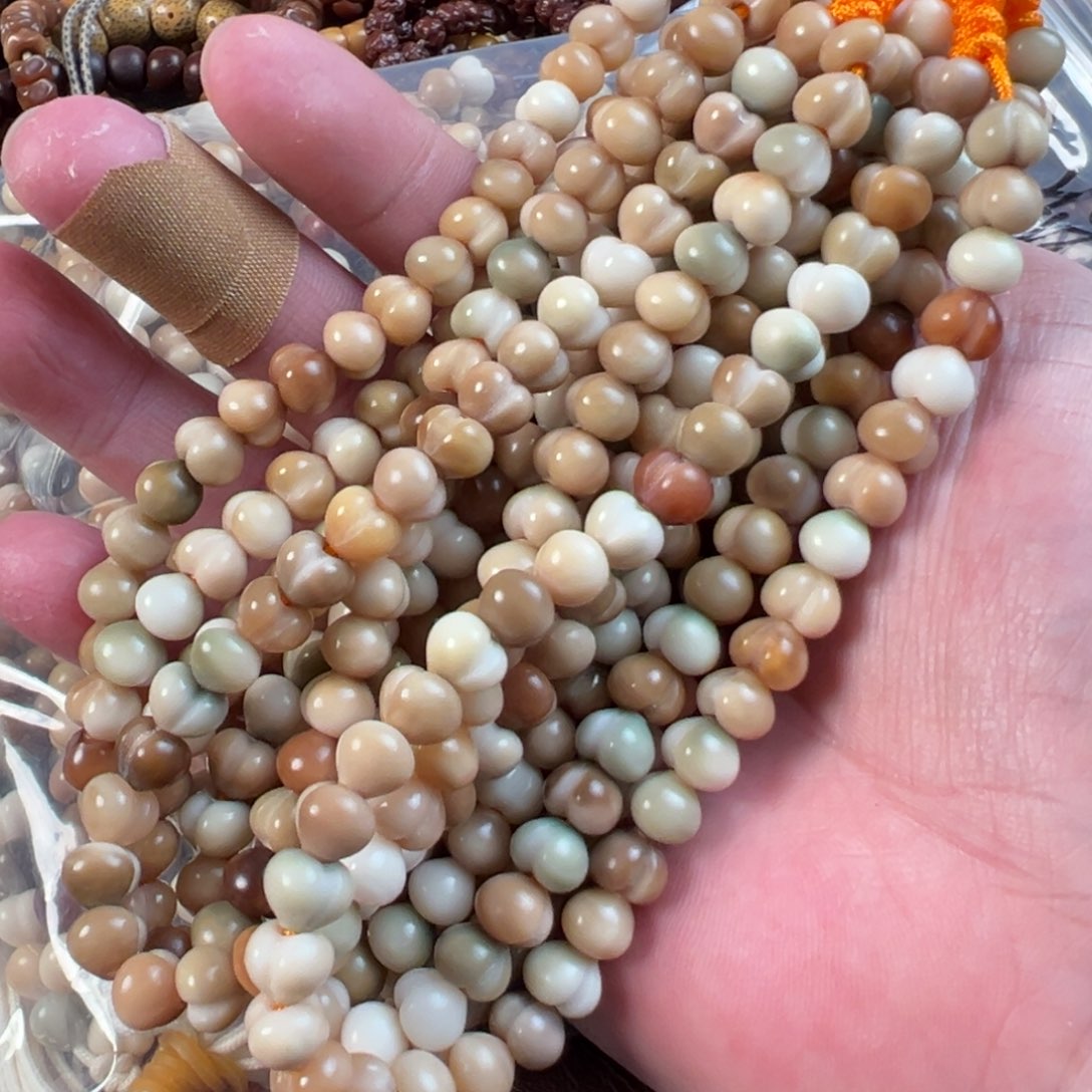 星月菩提吊坠龙脊多宝屁桃