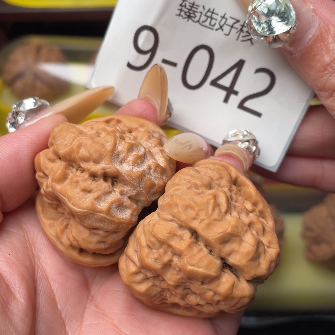 文玩核桃把件40延庆蛤蟆头