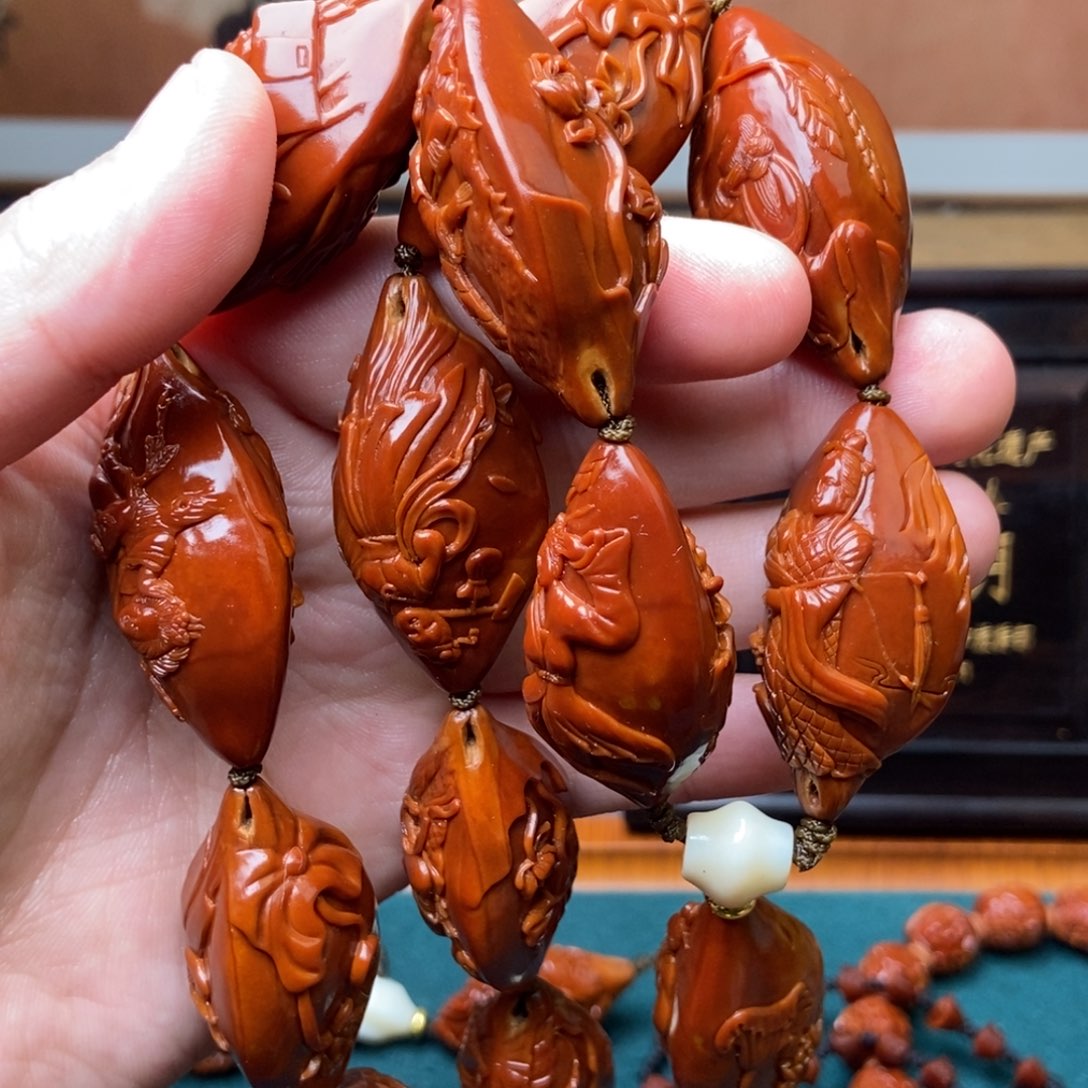手串橄榄核金陵十二金钗