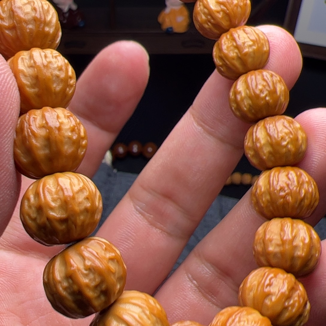 猴头核桃吊坠土坷垃