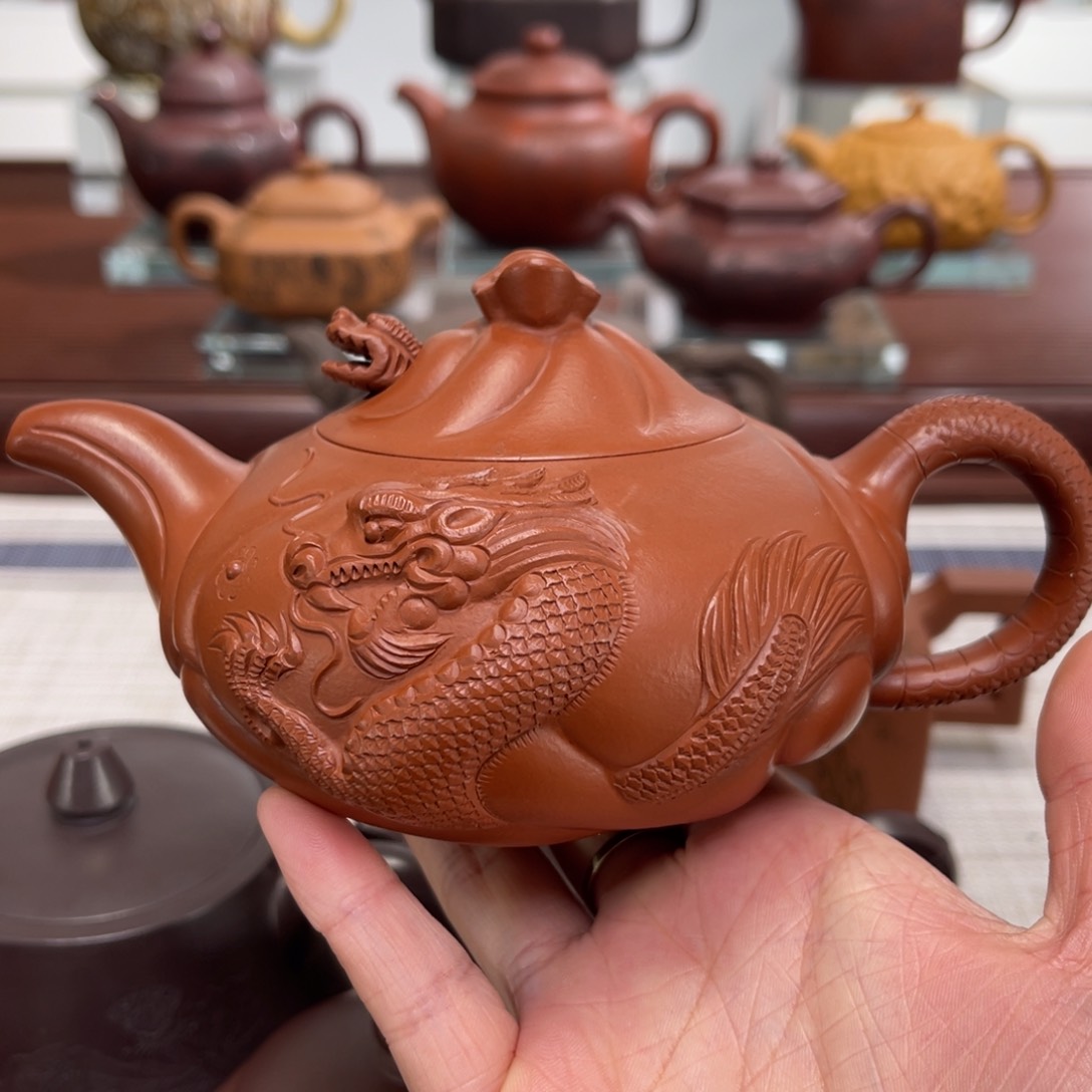 紫砂茶壶从****！朱泥鱼化龙