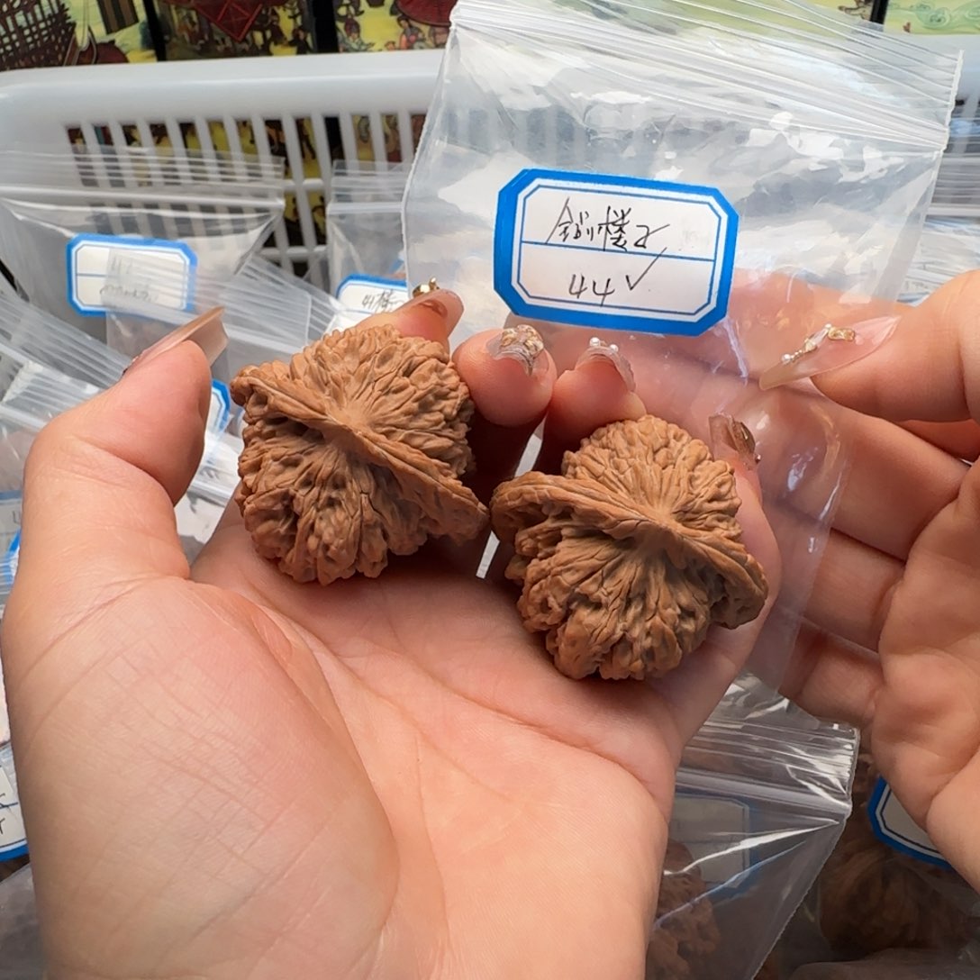 文玩核桃把件*️*楼子