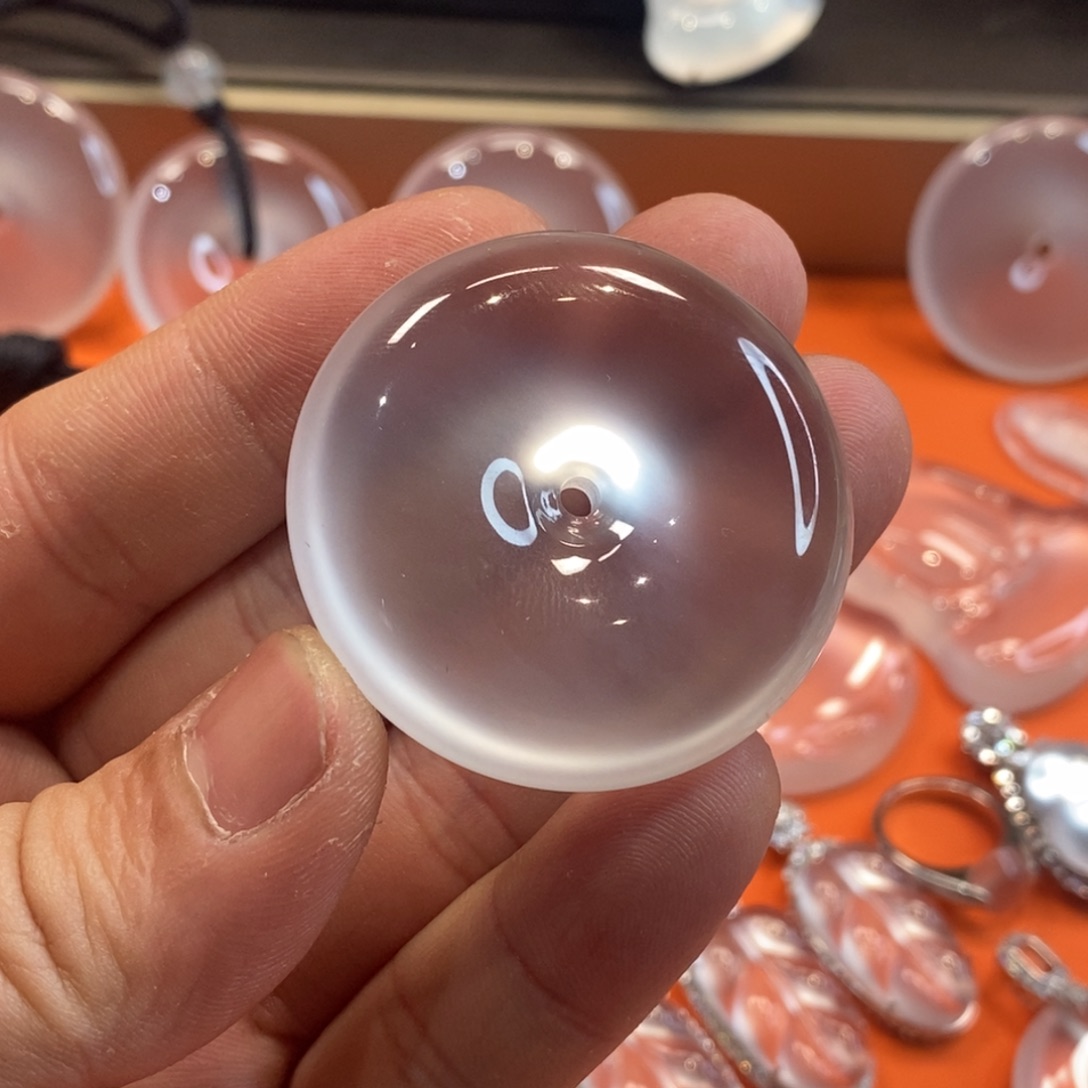 石英质玉吊坠未镶嵌～*～