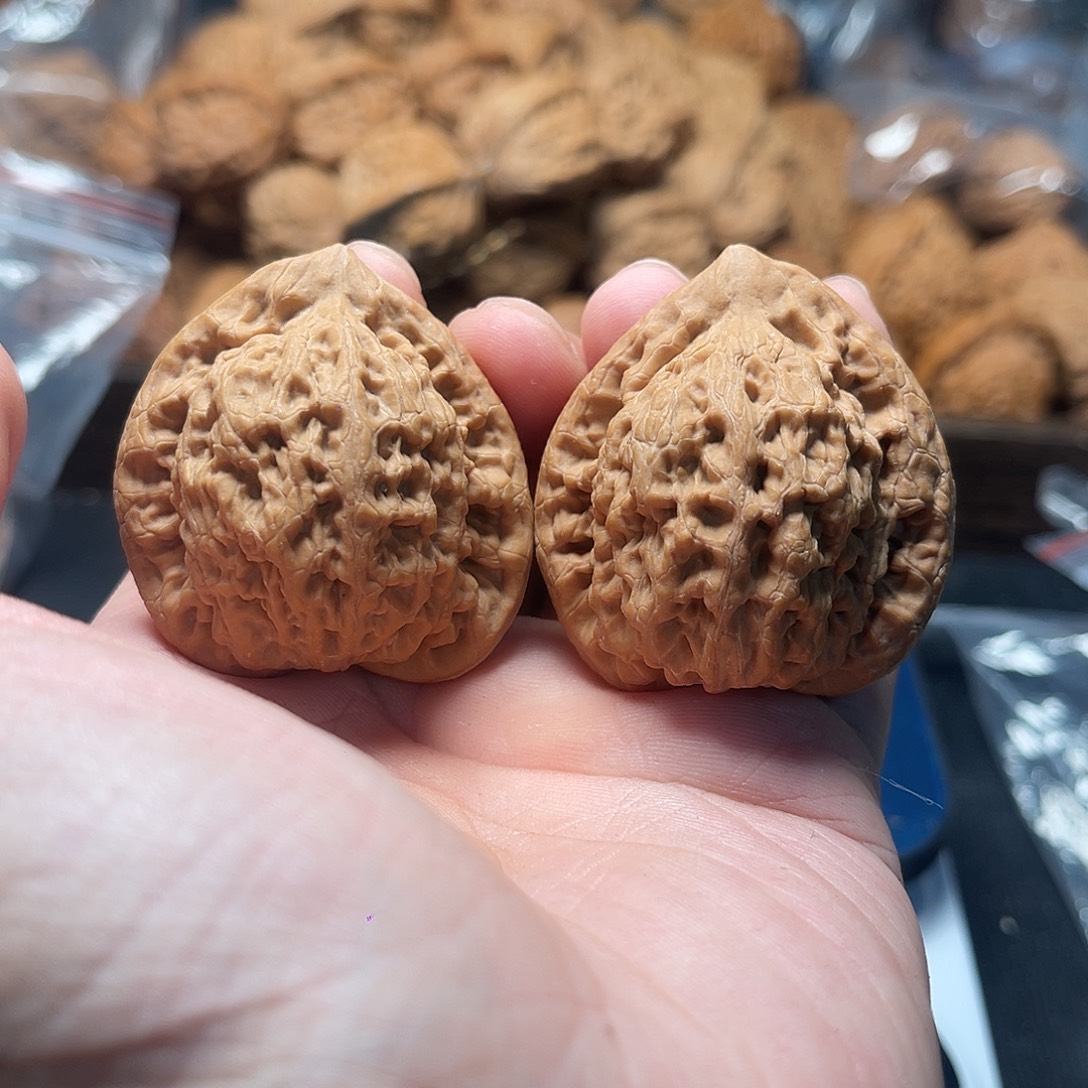 青***行1文玩核桃金公子41-103