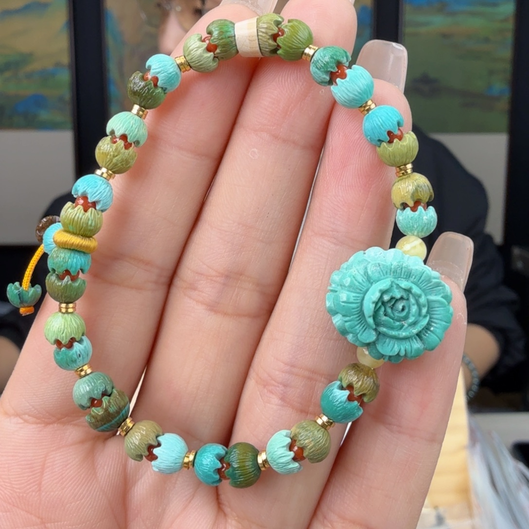 绿松石未镶嵌珠宝奇石