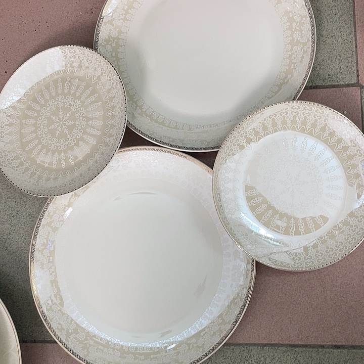 何***比新骨瓷4个餐具微瑕完美主义者慎拍