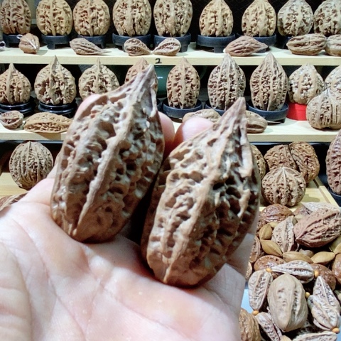 文玩核桃把件柳叶