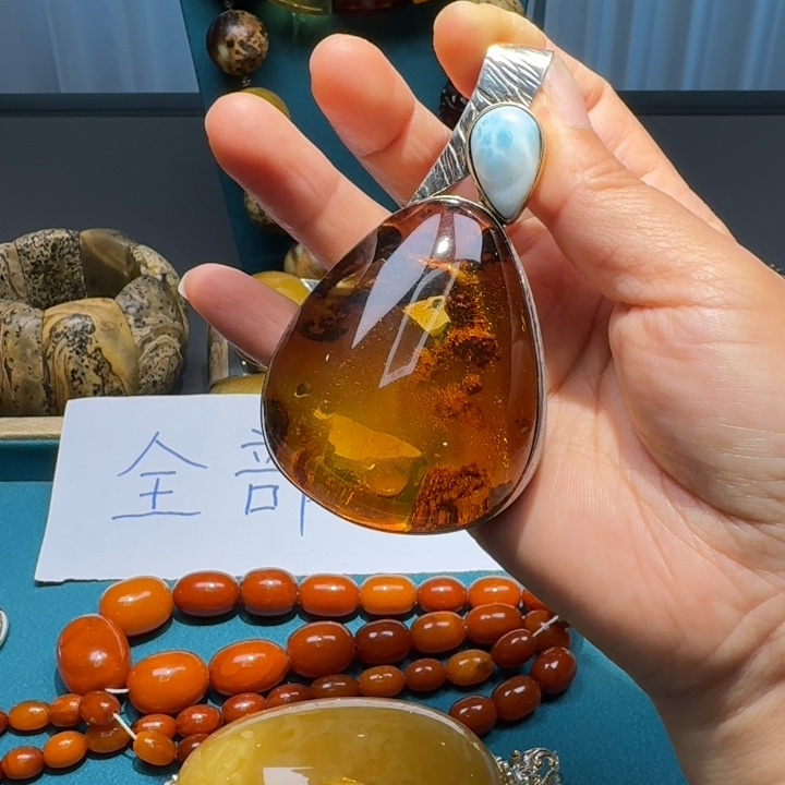 琥珀未镶嵌颈饰波兰设计款琥珀蜜蜡