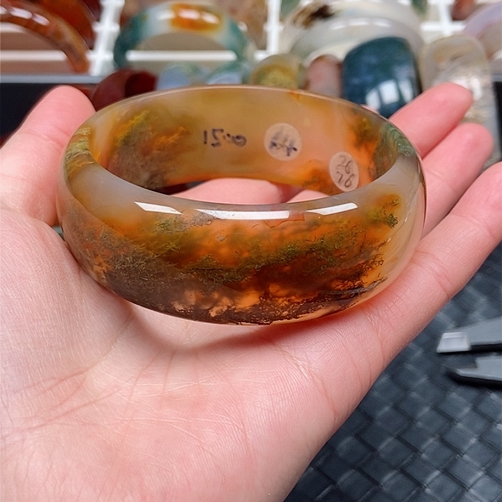 手镯玛瑙/玉髓未镶嵌