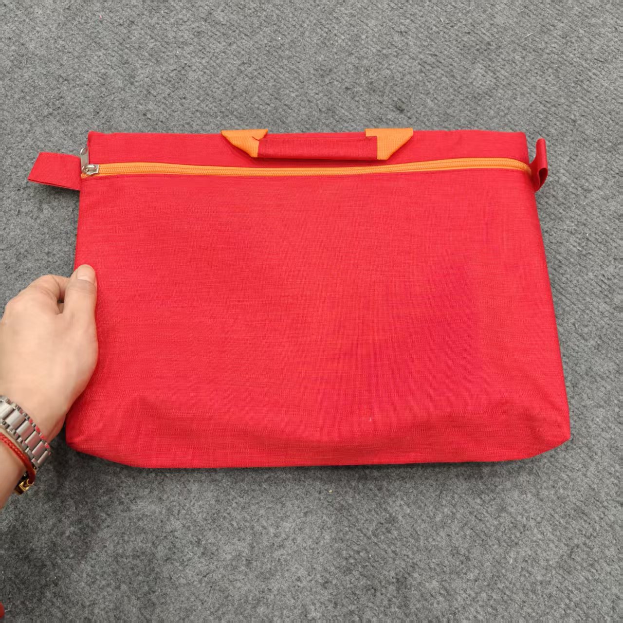 红色  牛津布防水 手提包 长35*高25*底侧宽5（发2个）