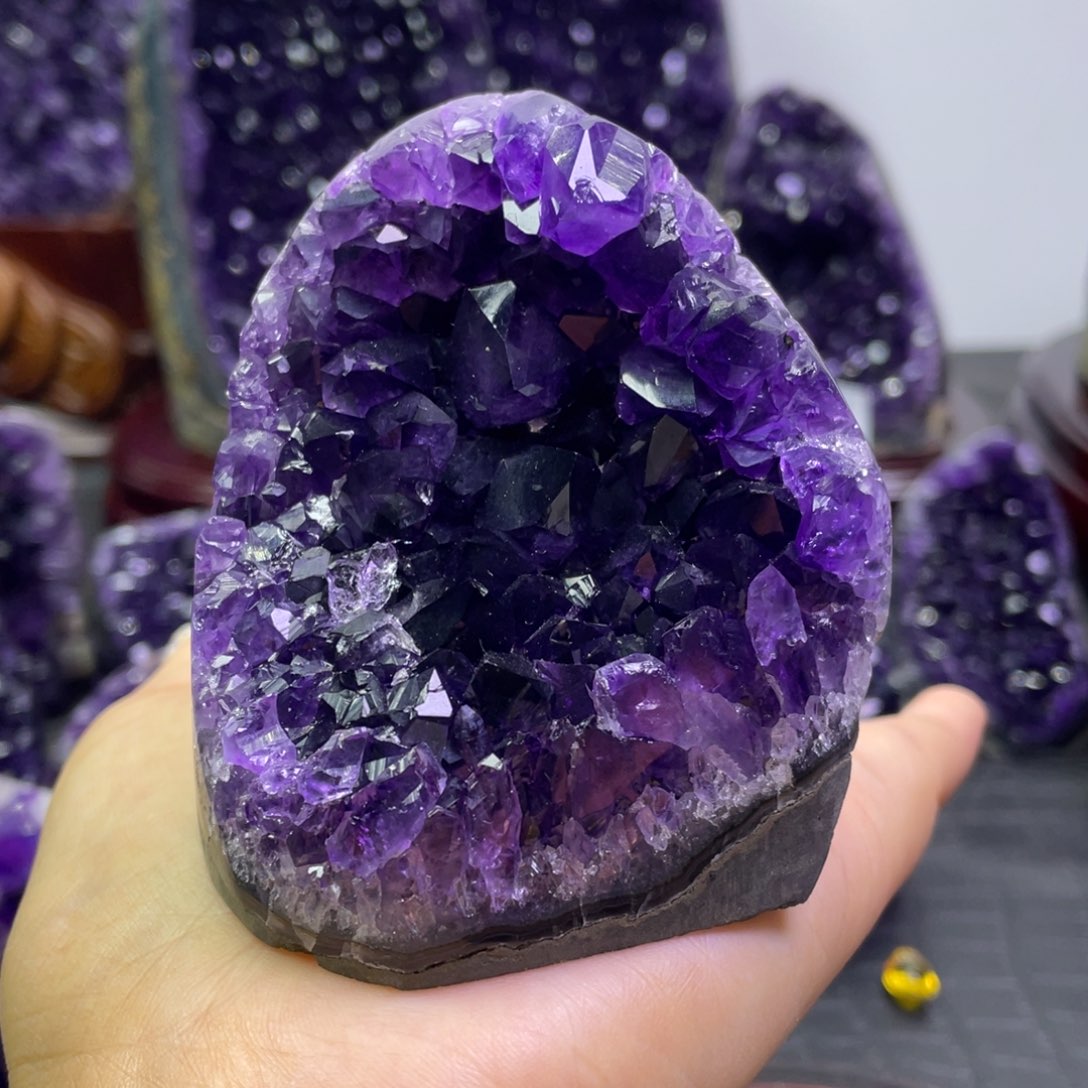 未镶嵌紫晶大型摆件（非配饰）