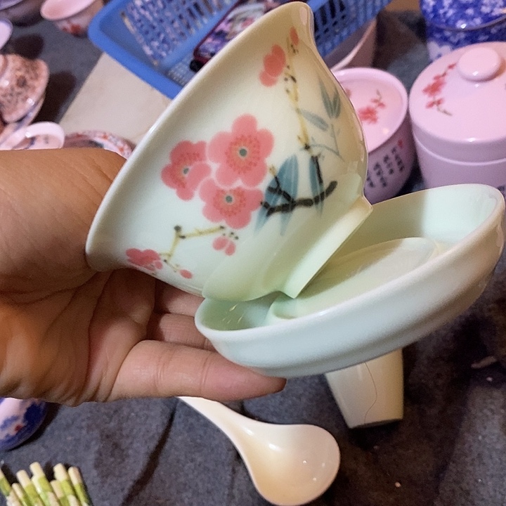 摆件陶绿稀土红梅压手杯➕碟