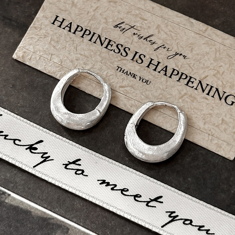 925银耳饰 S925银素圈耳扣女生小众设计感耳圈百搭个性新款拉丝