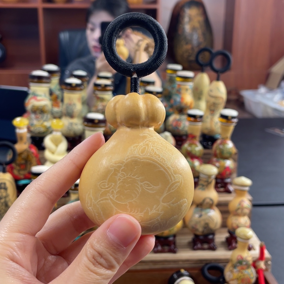 木***ʷ大叶紫檀（黑酸枝木类）