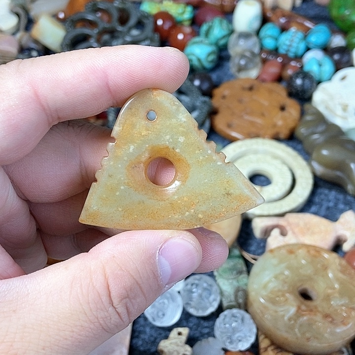 和田玉未镶嵌颈饰41