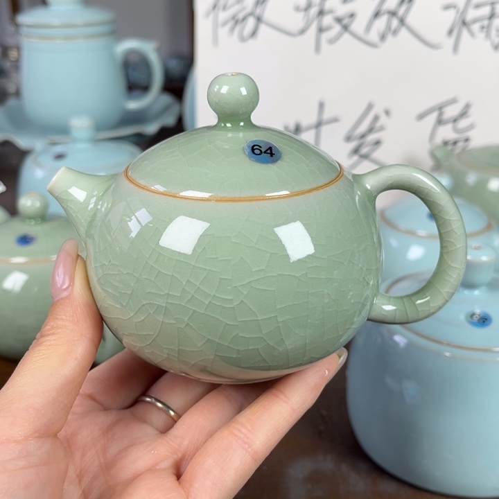 l***h微瑕64号西施壶不完美