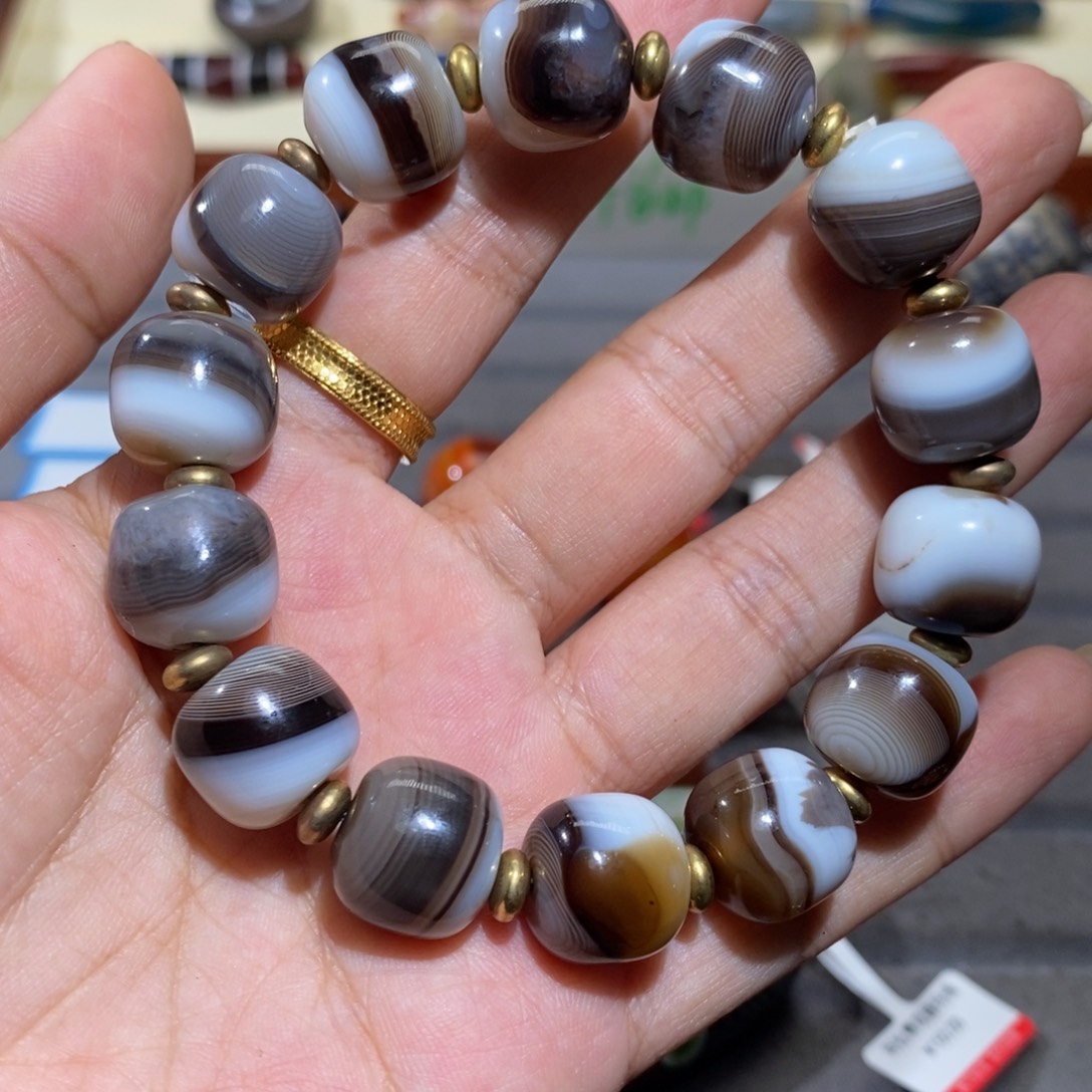 合金颈饰玛瑙/玉髓