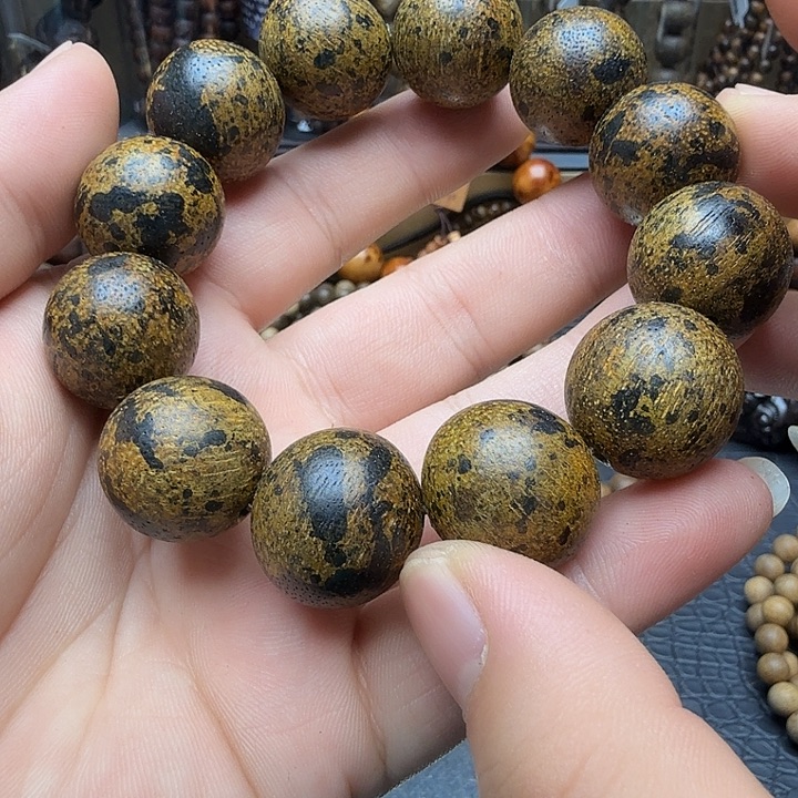 沉香碎屑沉香马尼唠虎斑花旗