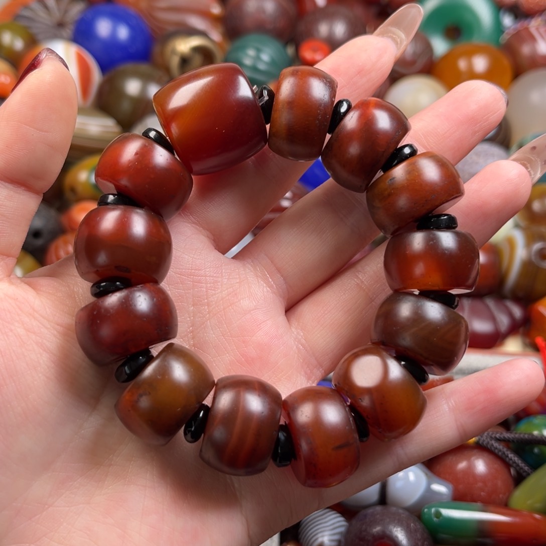 玛瑙/玉髓颈饰未镶嵌