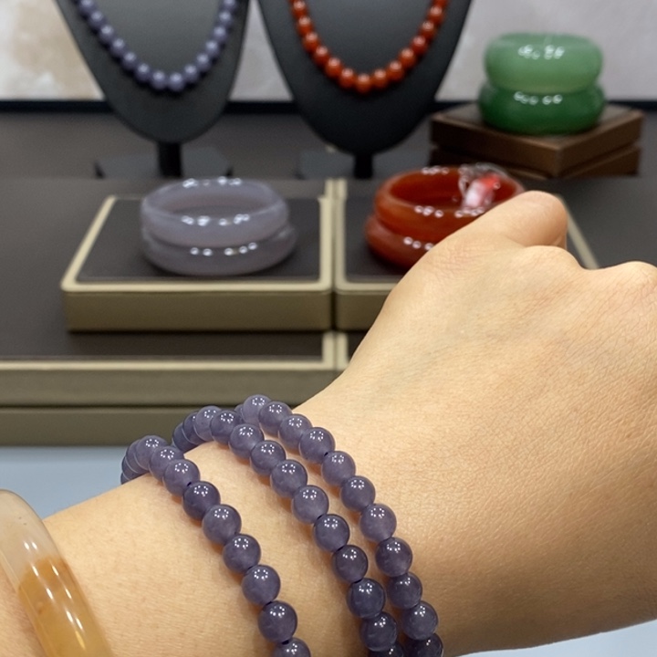 东陵石手镯未镶嵌