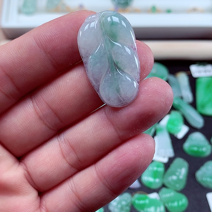 翡翠吊坠(不含链)未镶嵌乐**麻