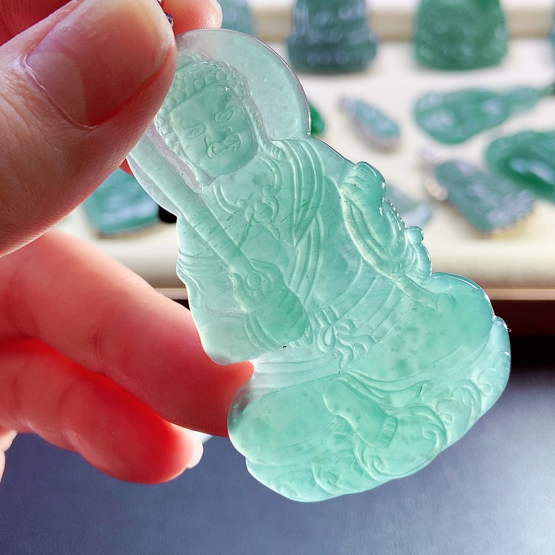 【闪购商品】翡翠未镶嵌颈饰天然