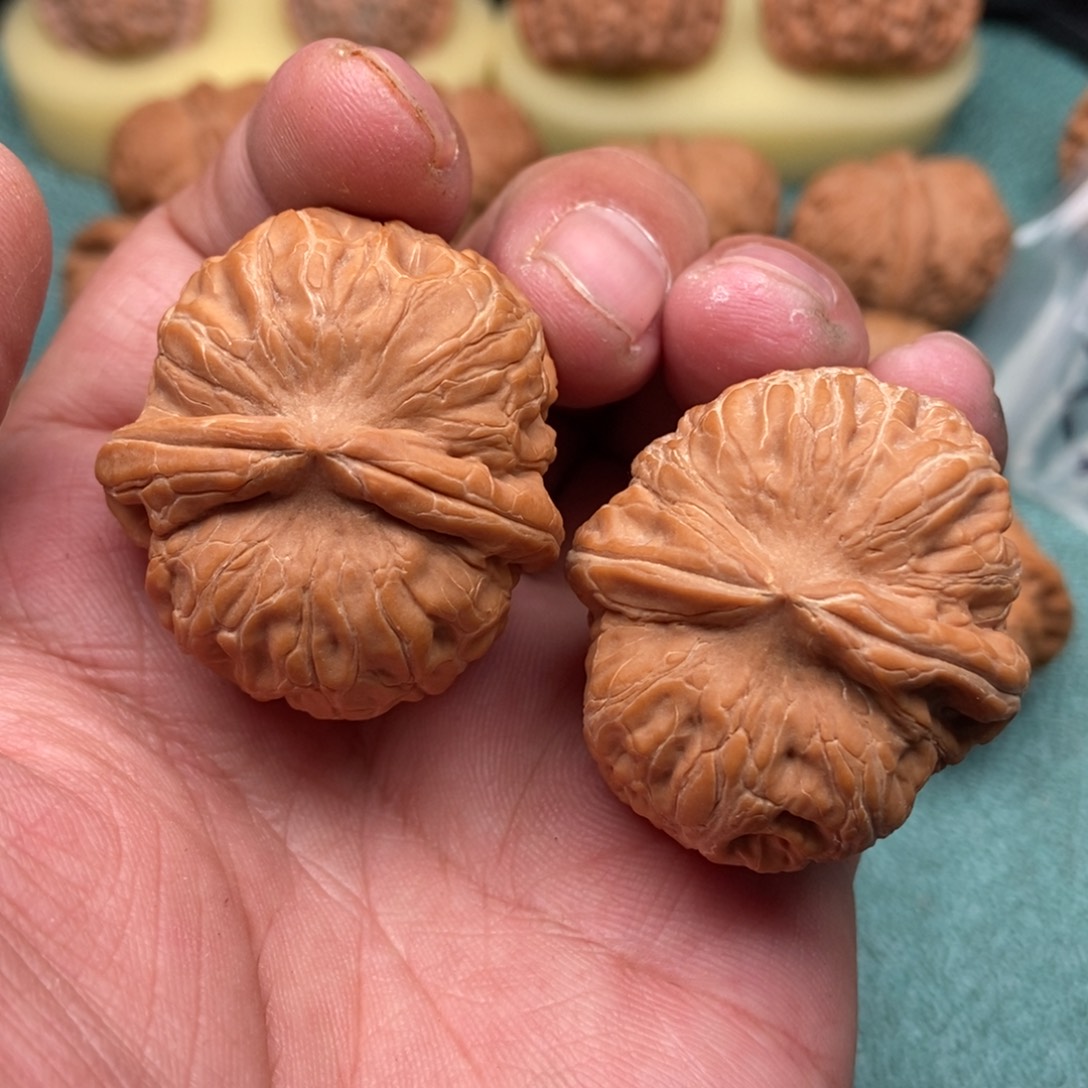 未***央吊坠文玩核桃元宝