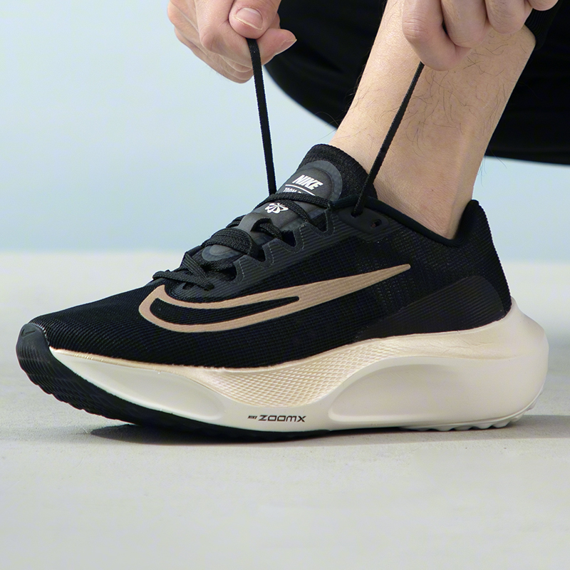 Nike耐克ZOOM FLY 5男鞋新款训练缓震轻盈运动鞋竞速跑步鞋DM8968