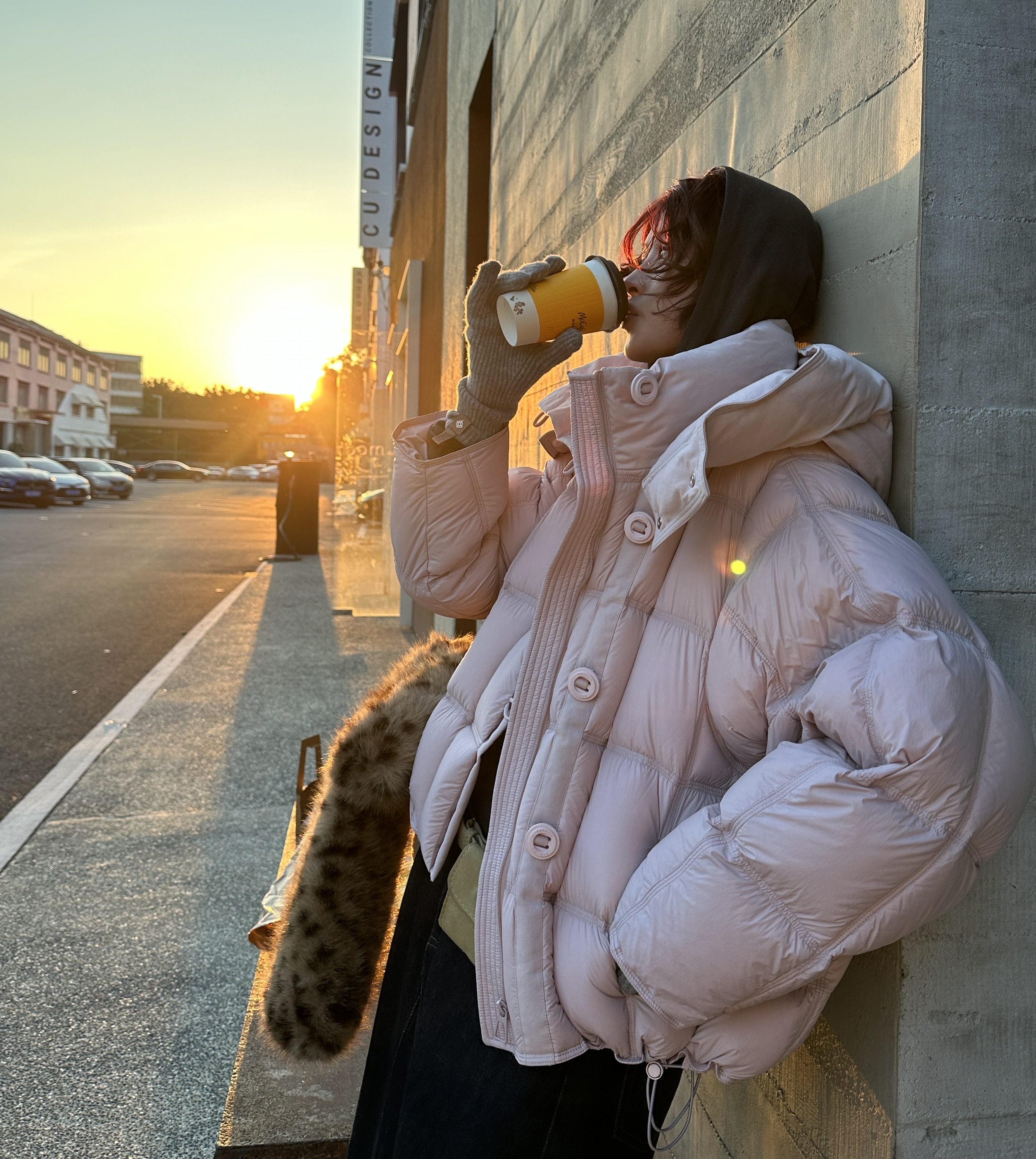 保暖冬季新款短款女潮流时尚气质连帽