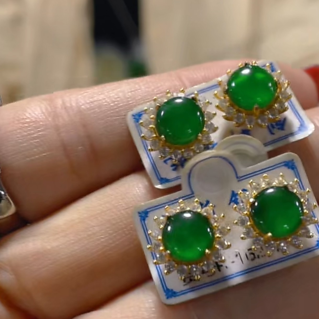 天然A货翡翠假一罚四（多样性发货拍一件发件）