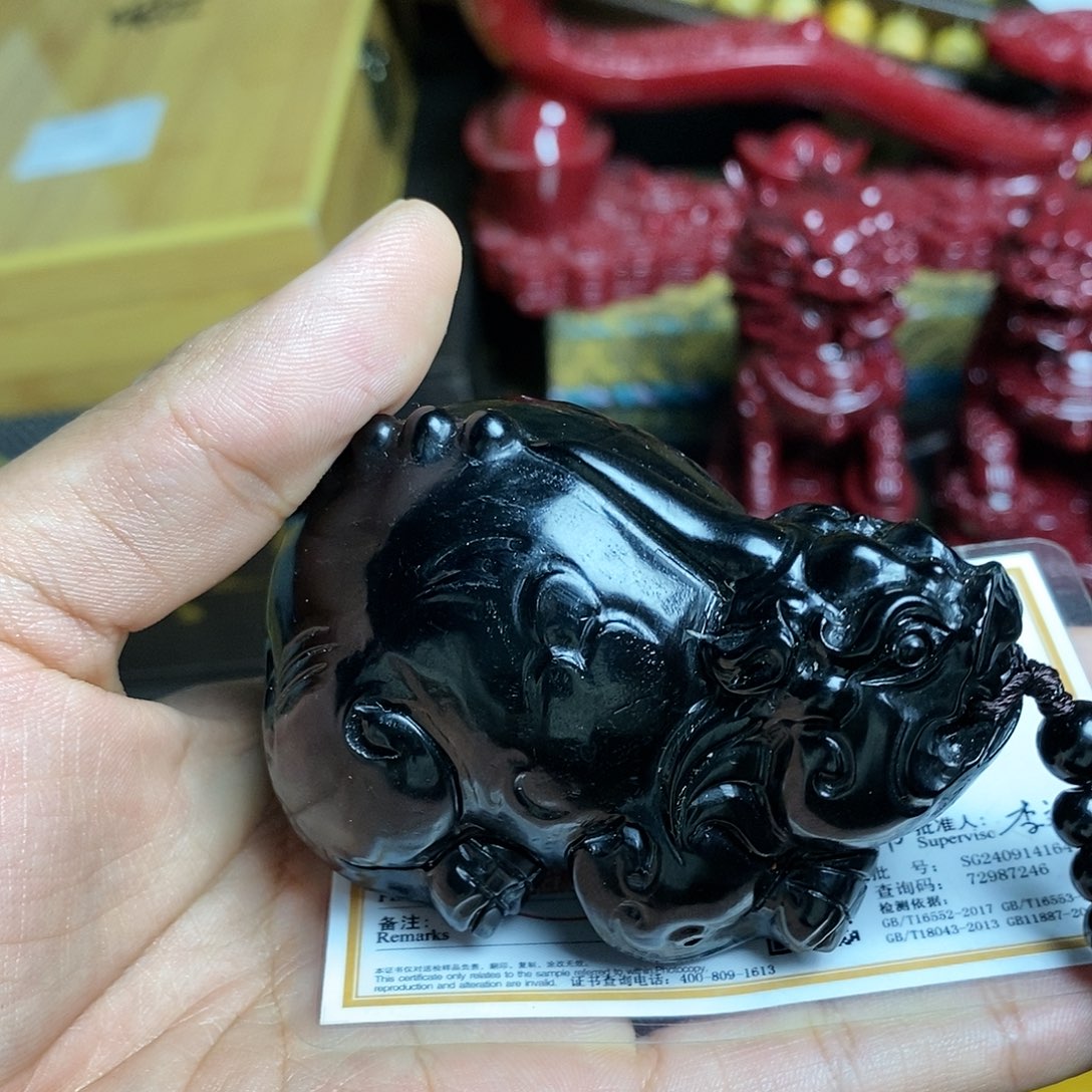 和田玉（墨玉）挂件未镶嵌