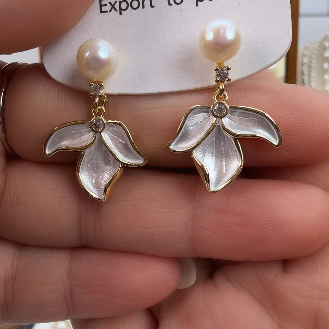 淡水珍珠未镶嵌耳饰