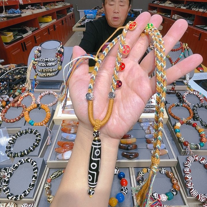 未镶嵌玛瑙/玉髓珠宝奇石